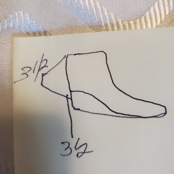 Shoes ๐ - Picture 6 of 6